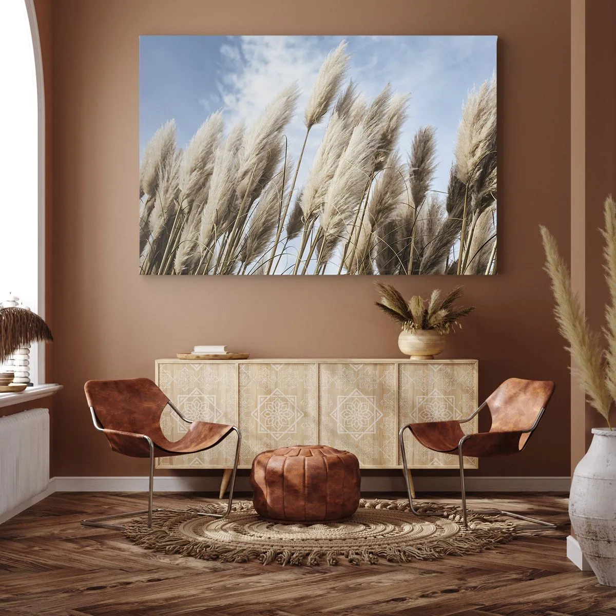 Quadro em tela - Delicadas gramíneas dos pampas contra um céu azul com nuvens claras - 70x50cm - Carícia ensolarada e ventosa - Decoração de parede moderna para a sala de estar e quarto ARTTOR