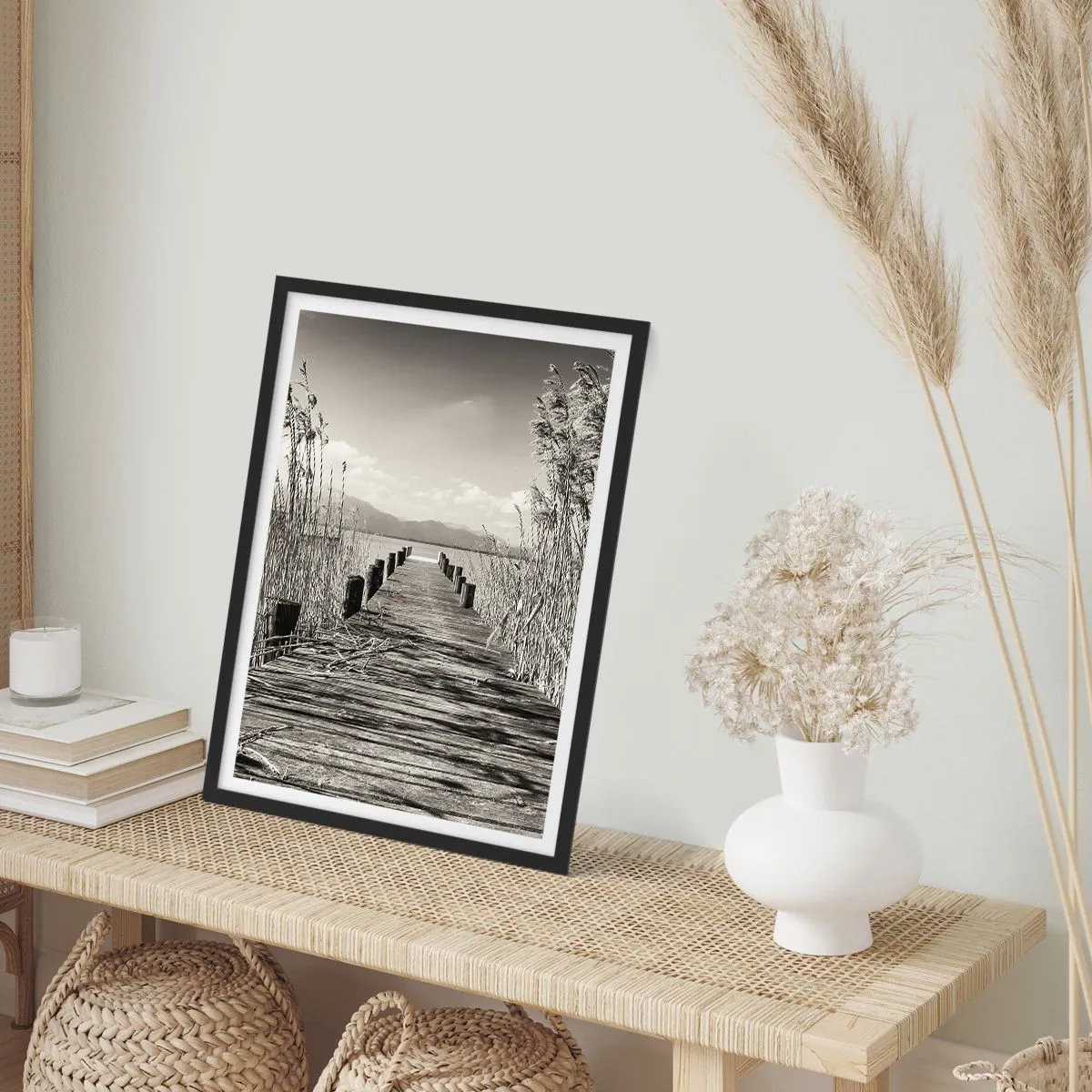 Pôster com moldura preta - No silêncio da relva - 70x100 cm