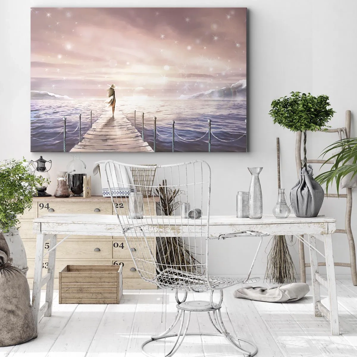 Quadro em tela - Uma mulher em um cais em um cenário mágico de pôr do sol - 70x50cm - À luz de um sonho - Decoração de parede moderna para a sala de estar e quarto ARTTOR