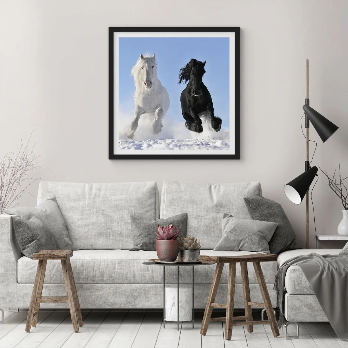 Pôster com moldura preta - Galope preto e branco - 50x50 cm