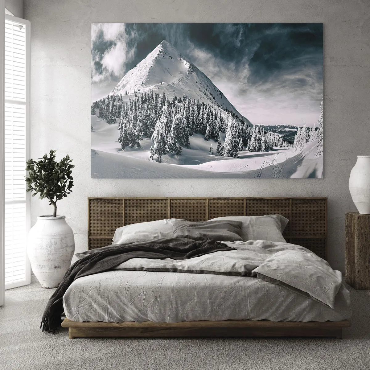 Quadro em vidro - Paisagem montanhosa de inverno com picos nevados e floresta - 70x50cm - Terra de neve e gelo - Decoração de parede moderna para a sala de estar e quarto ARTTOR