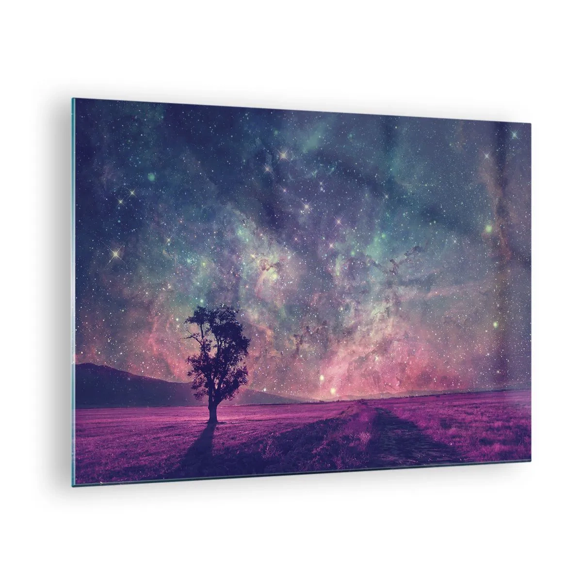 Quadro em vidro - Uma árvore tendo como pano de fundo um céu estrelado e uma galáxia - 70x50cm - Sob o céu mágico - Decoração de parede moderna para a sala de estar e quarto ARTTOR