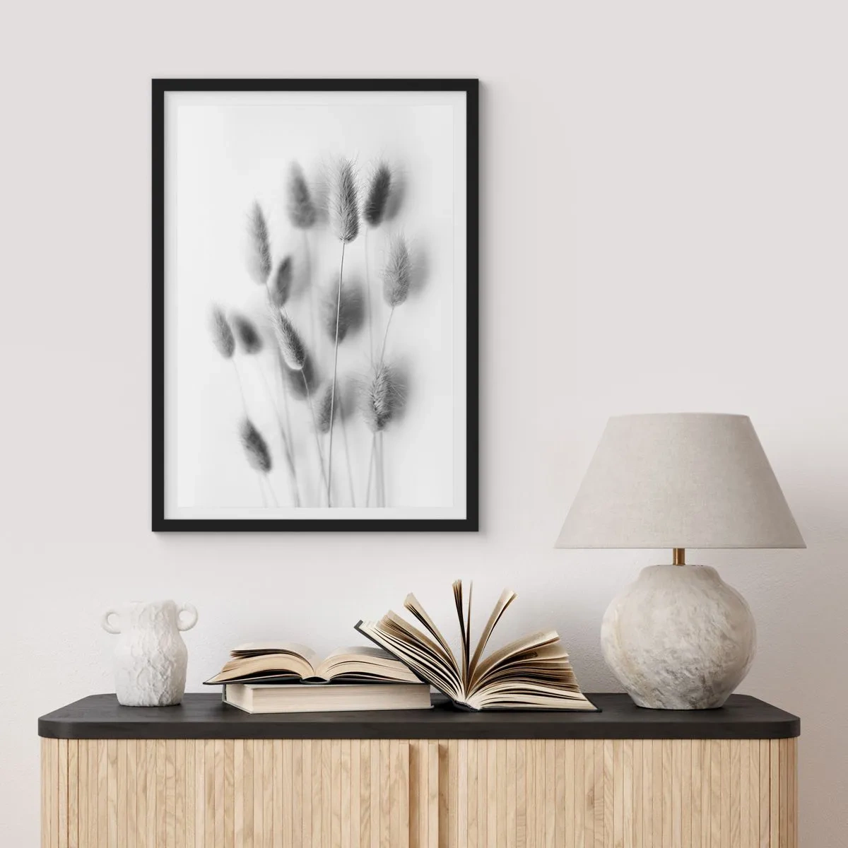 Pôster com moldura preta - Grama fofa - 61x91 cm