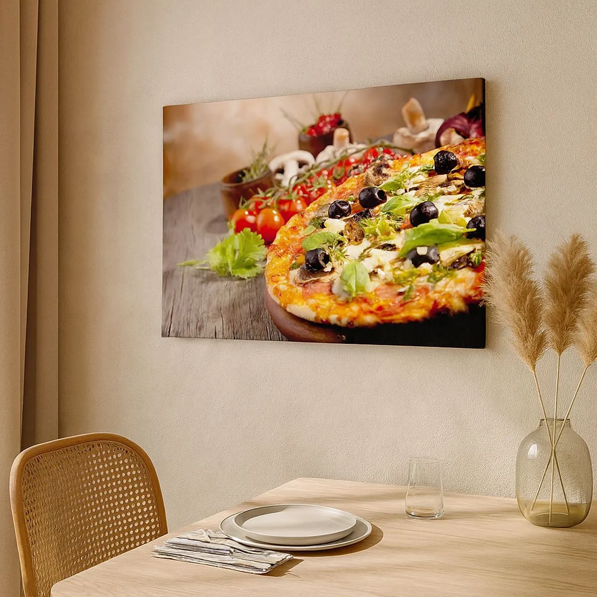 Quadro em tela - Pizza com azeitonas, manjericão e ingredientes frescos em fundo de madeira - 70x50cm - Ingredientes telúricos - Decoração de parede moderna para a sala de estar e quarto ARTTOR