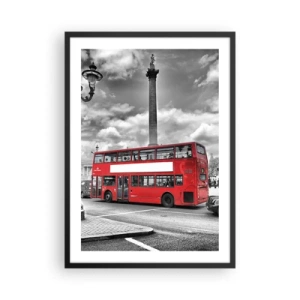 Pôster com moldura preta - Um ônibus vermelho contra um fundo de cidade em preto e branco - 50x70cm - A verdadeira corrente sanguínea da cidade - Decoração de parede moderna para a sala de estar e quarto ARTTOR