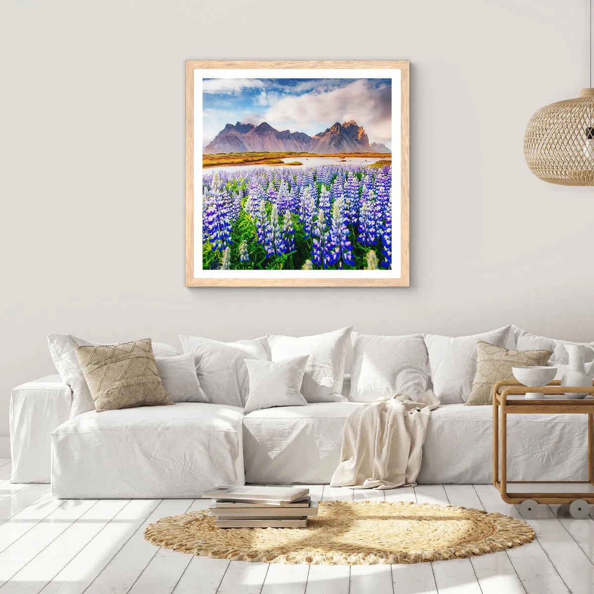 Pôster com moldura de carvalho claro - Força e severidade ao lado da suavidade - 50x50 cm