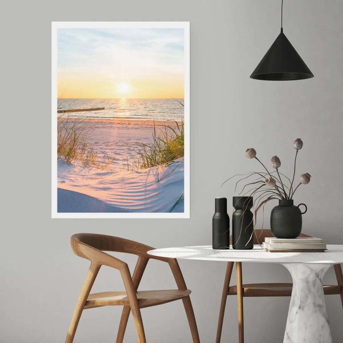 Pôster - O som do mar, o canto dos pássaros, a praia selvagem entre a relva... - 40x50 cm