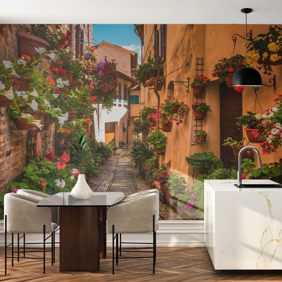 Papel de parede personalizado Standard Eco - Beco italiano - Cidade, Flores, Arquitetura