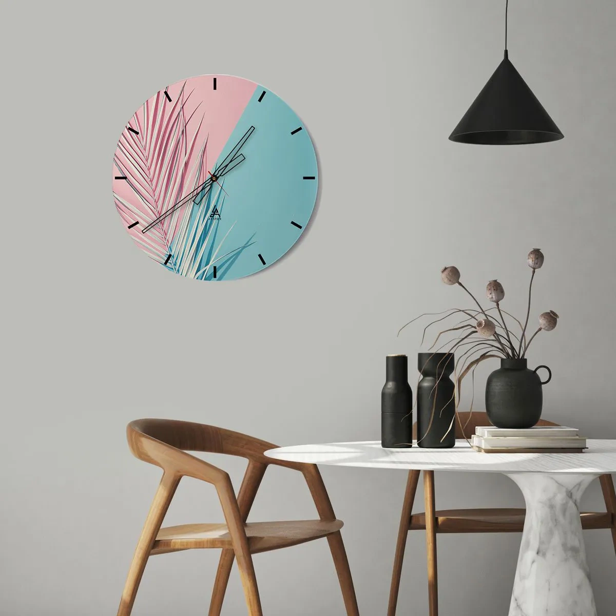 Relógio de parede - Relógio em vidro - Folhas de palmeira em um fundo rosa pastel e azul - 30x30cm - Impressão tropical - Decoração de parede moderna para a sala de estar, cozinha e quarto ARTTOR
