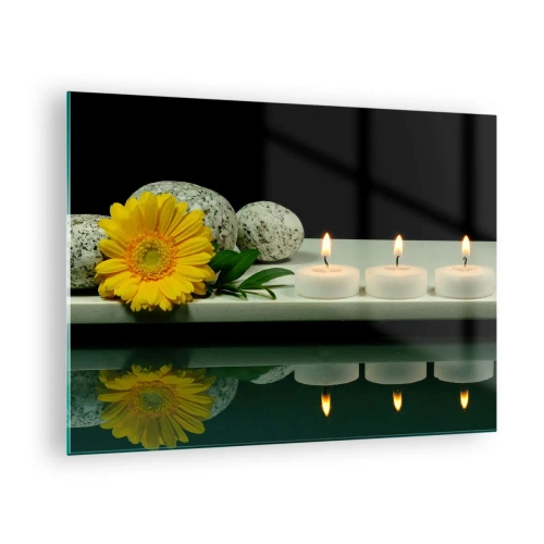 Quadro em vidro - Velas, pedras e uma flor amarela refletida na água - 70x50cm - Acalmando os sentidos - Decoração de parede moderna para a sala de estar e quarto ARTTOR