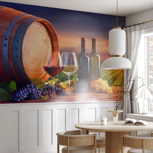 Papel de Parede Premium Canvas - Aqui a vida tem um sabor - Vinhedo, Barril de vinho, Uva - 250x175 cm