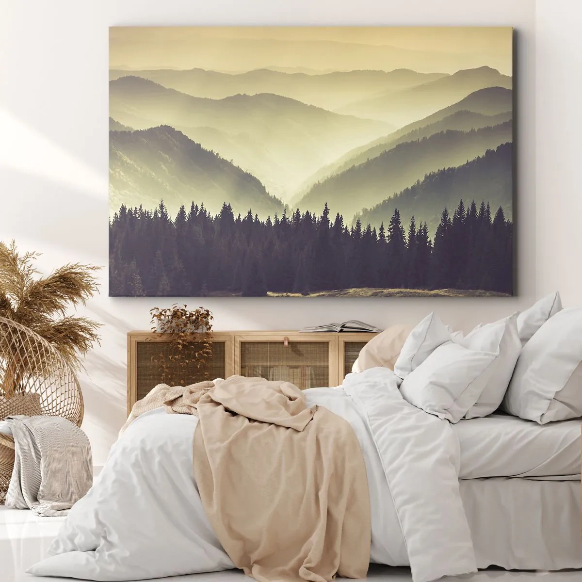 Quadro em tela - Cadeias de montanhas pitorescas envoltas em névoa e luz quente - 70x50cm - Atrás das sete montanhas... - Decoração de parede moderna para a sala de estar e quarto ARTTOR