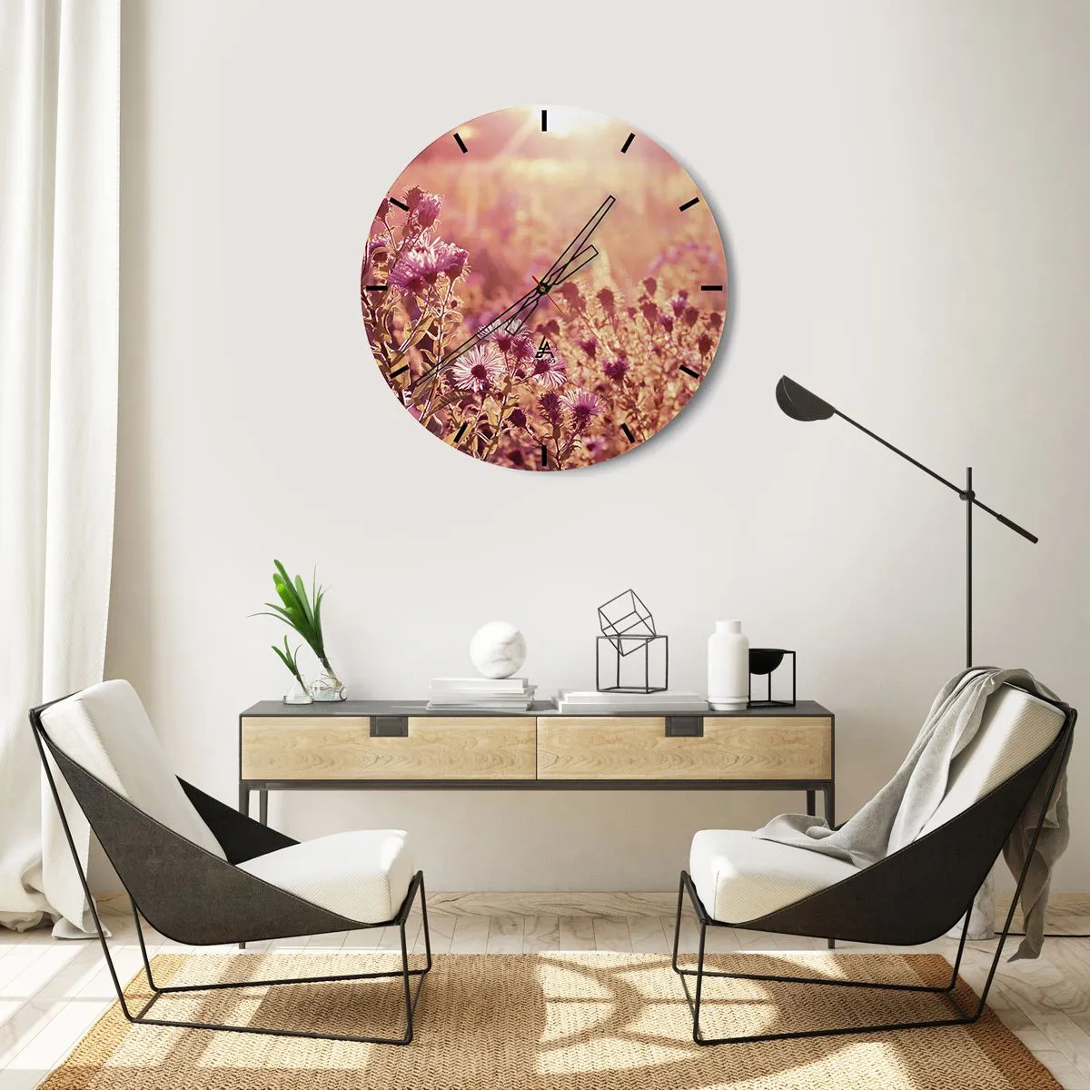 Relógio de parede - Relógio em vidro - Flores roxas em um campo ao pôr do sol com luz quente - 30x30cm - Antes do verão acabar - Decoração de parede moderna para a sala de estar, cozinha e quarto ARTTOR
