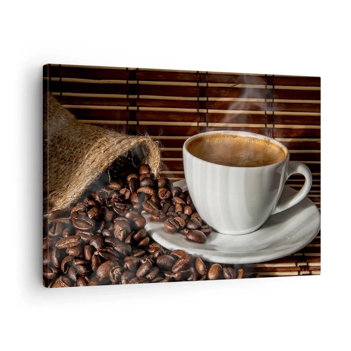 Quadro em tela - Uma xícara de café com grãos em um fundo de bambu - 70x50cm - A escuridão do carvão, a transparência do âmbar - Decoração de parede moderna para a sala de estar e quarto ARTTOR