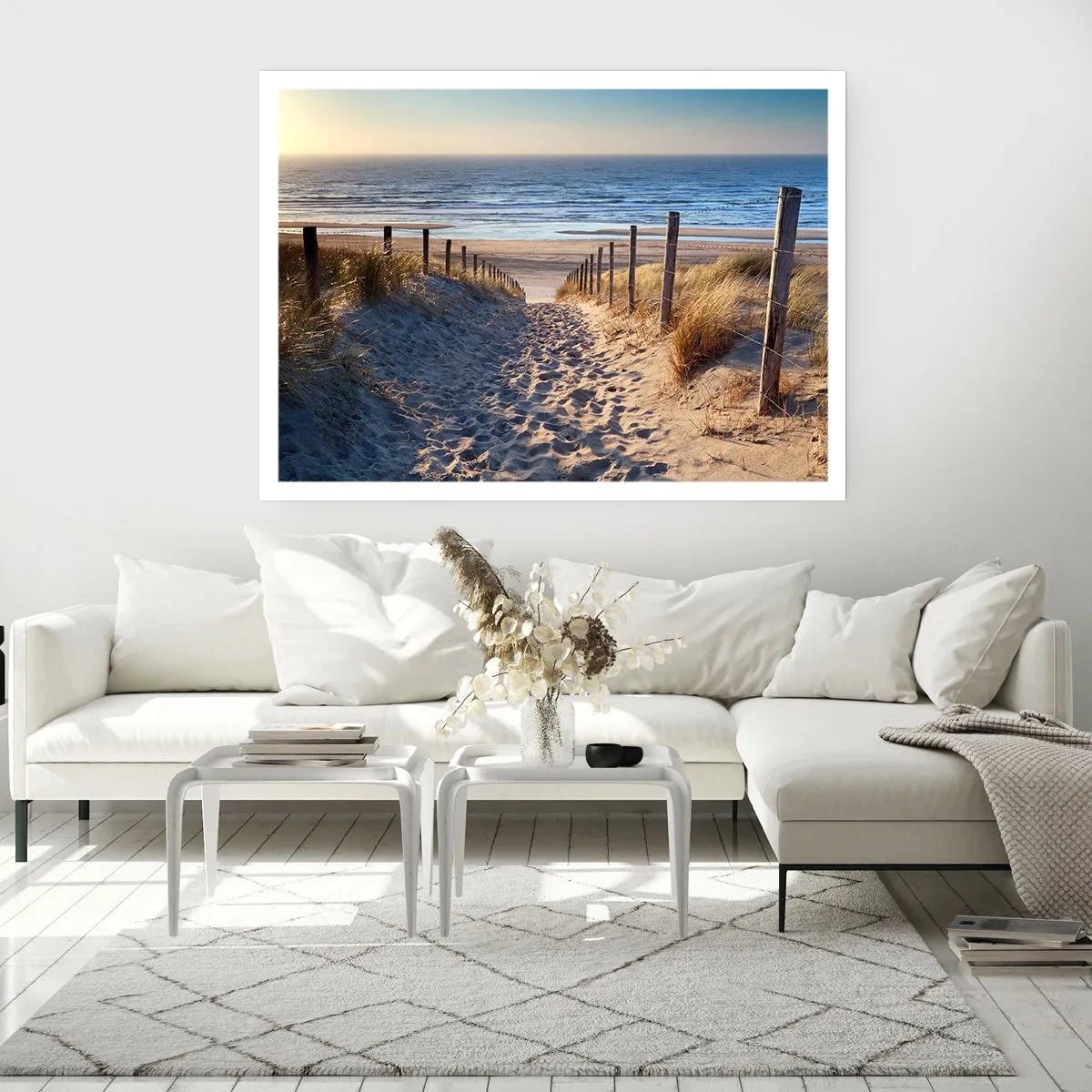 Pôster - O som do mar, o canto dos pássaros, a praia selvagem entre a relva... - 40x30 cm
