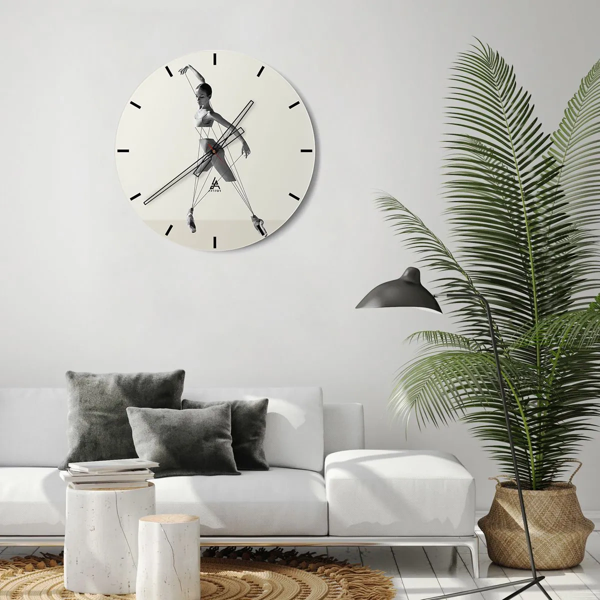 Relógio de parede - Relógio em vidro - Uma bailarina preta e branca estilizada como uma marionete em um fundo claro. - 30x30cm - No teatro do mundo - Decoração de parede moderna para a sala de estar, cozinha e quarto ARTTOR