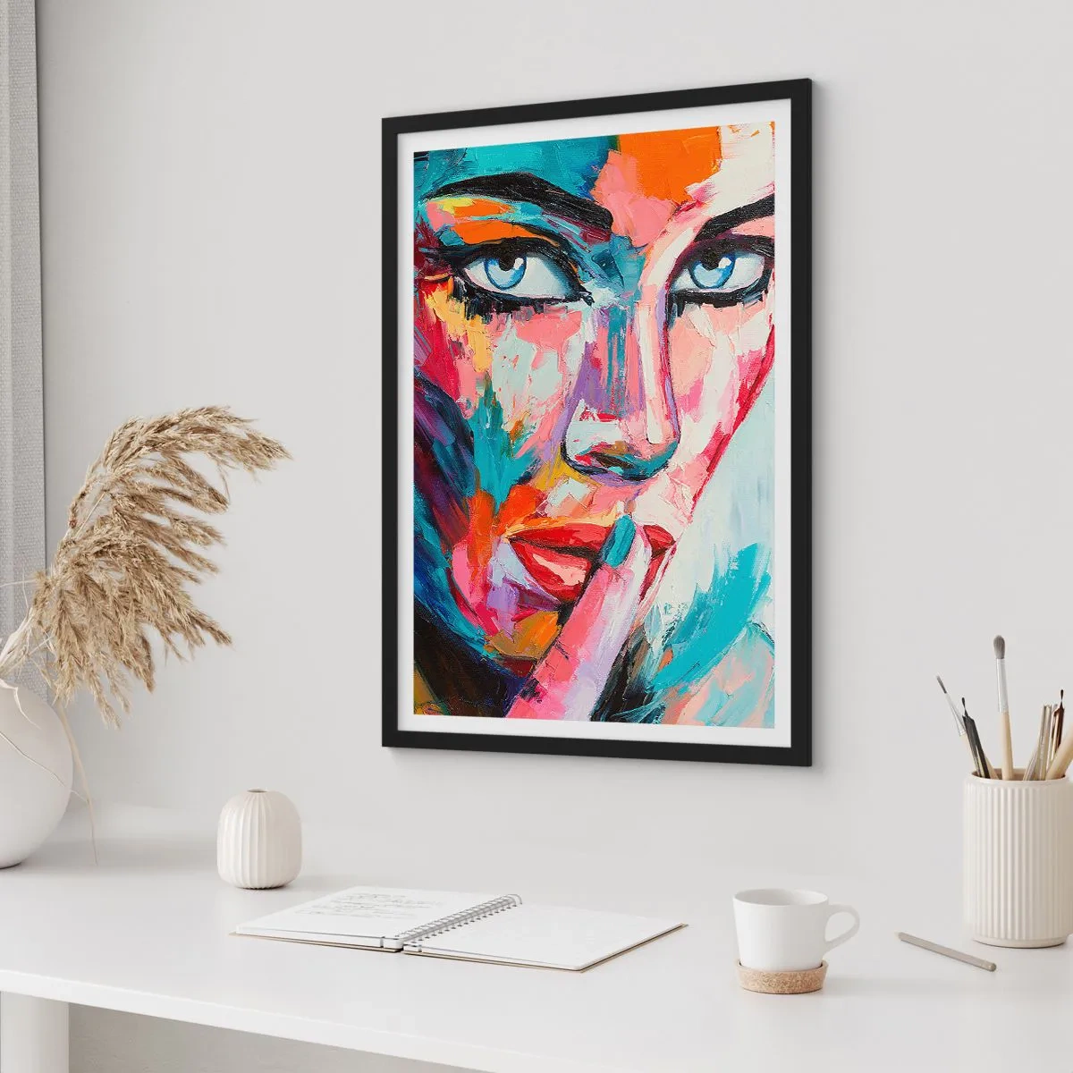 Pôster com moldura preta - Retrato colorido de uma mulher em estilo expressivo - 50x70cm - O nosso primeiro segredo - Decoração de parede moderna para a sala de estar e quarto ARTTOR