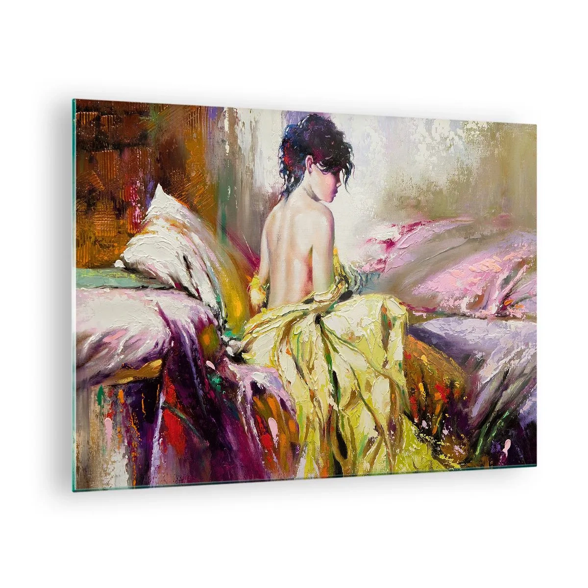 Quadro em vidro - Uma mulher de vestido amarelo sentada em uma cama em estilo impressionista. - 70x50cm - Entre a boca e a borda do copo - Decoração de parede moderna para a sala de estar e quarto ARTTOR