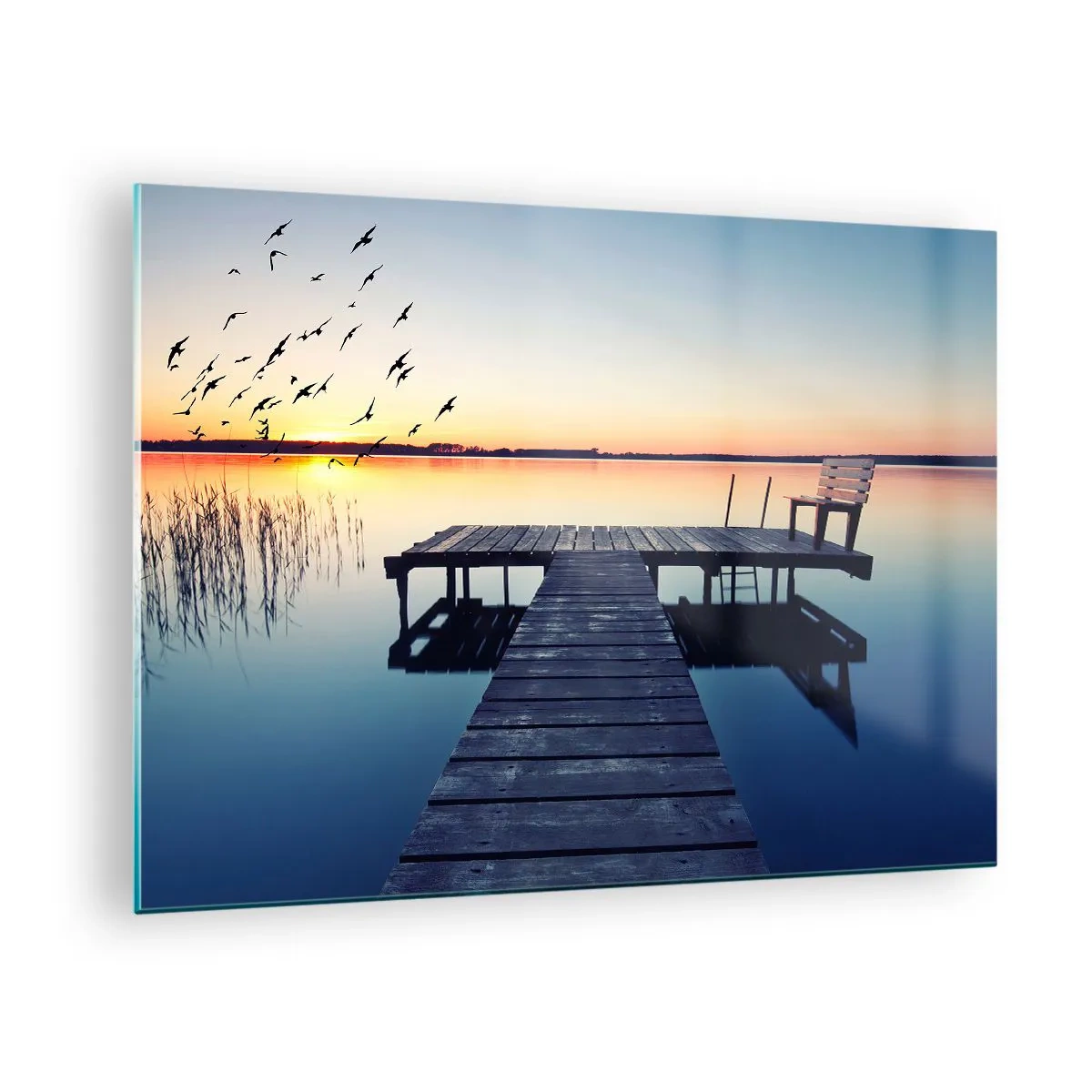 Quadro em vidro - Um píer no lago com vista para o pôr do sol e pássaros voando - 70x50cm - Foi um bom dia - Decoração de parede moderna para a sala de estar e quarto ARTTOR