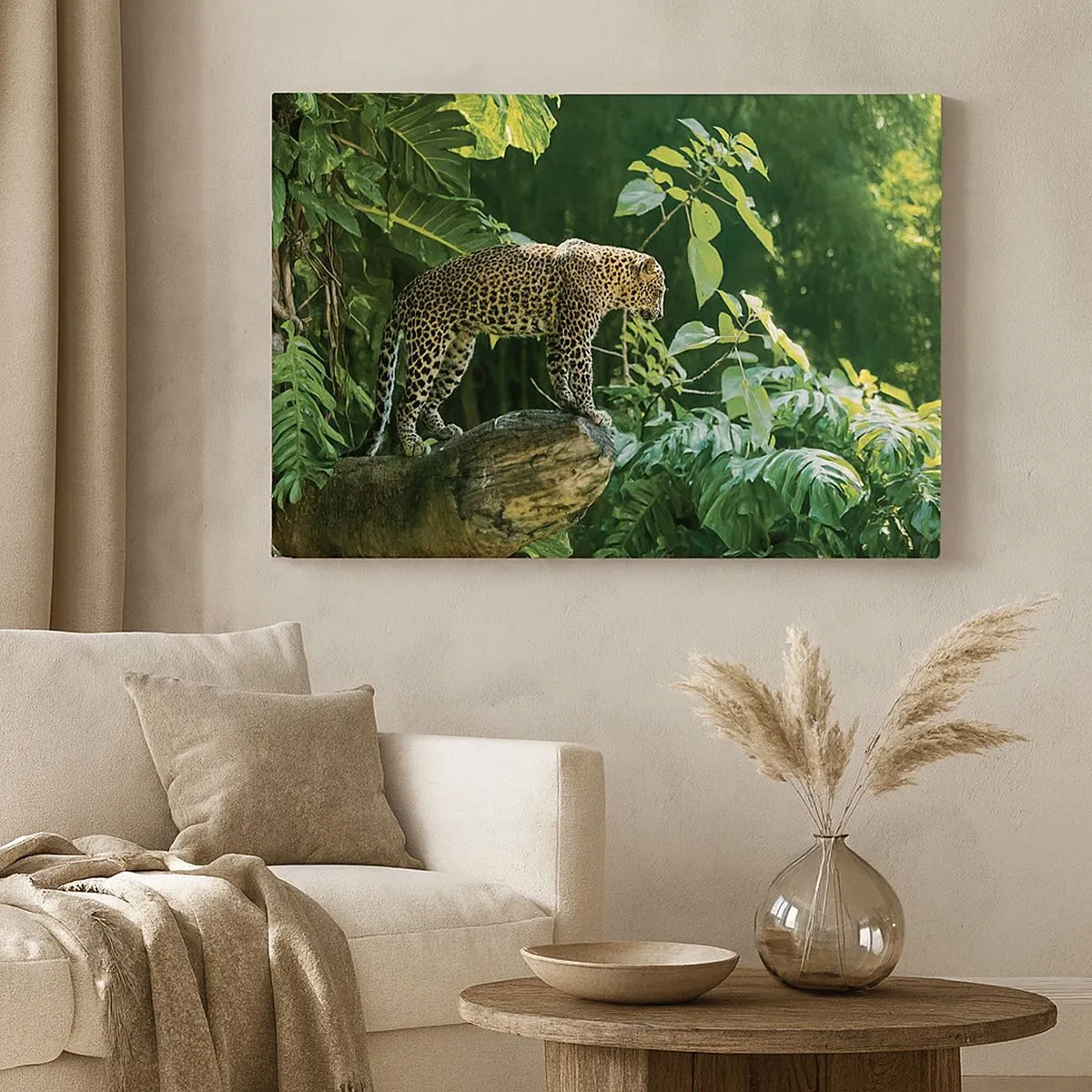Quadro em tela - Um leopardo em pé sobre uma rocha cercada por vegetação tropical - 70x50cm - Vamos caçar? - Decoração de parede moderna para a sala de estar e quarto ARTTOR
