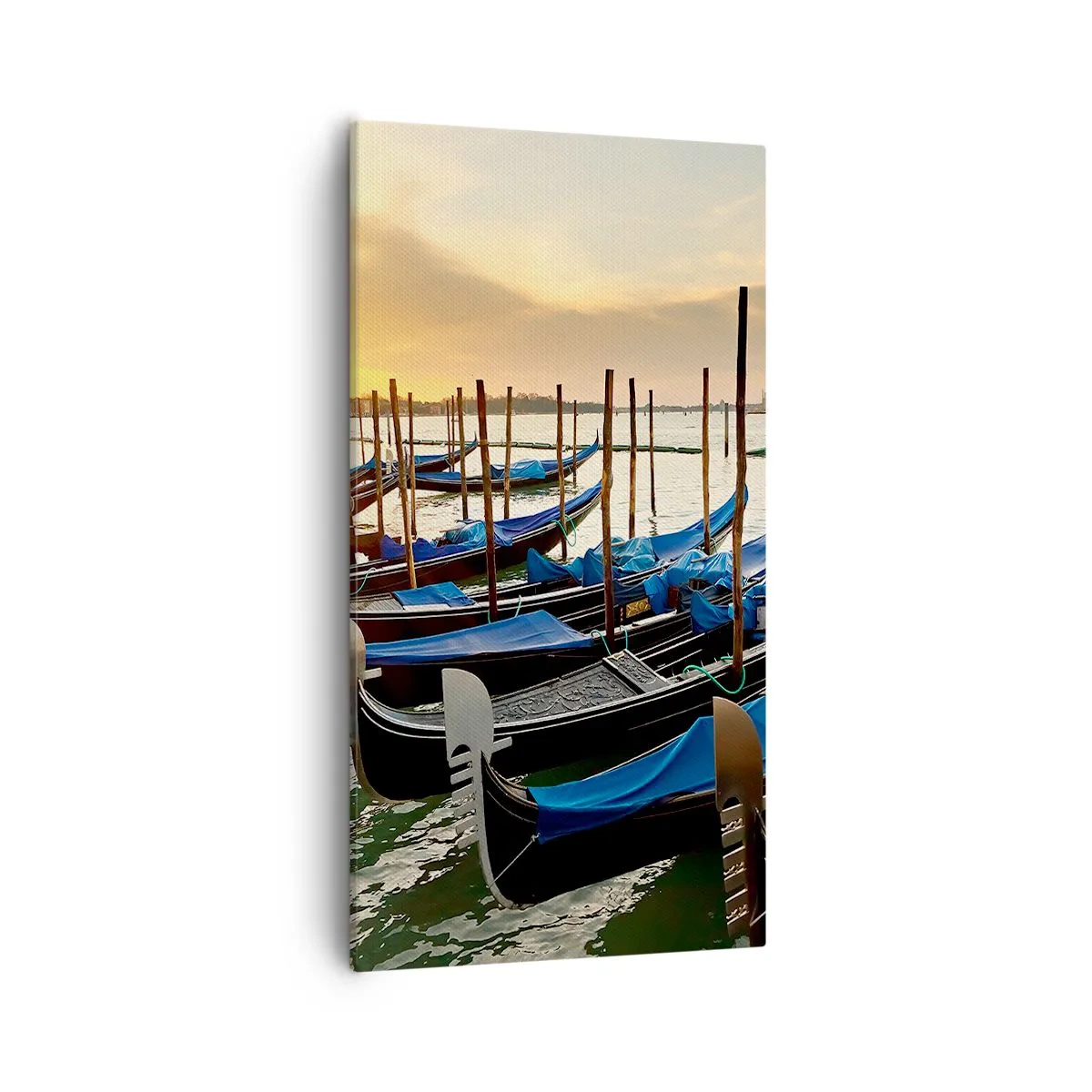 Quadro em tela - Antes que o burburinho chegue - 55x100 cm