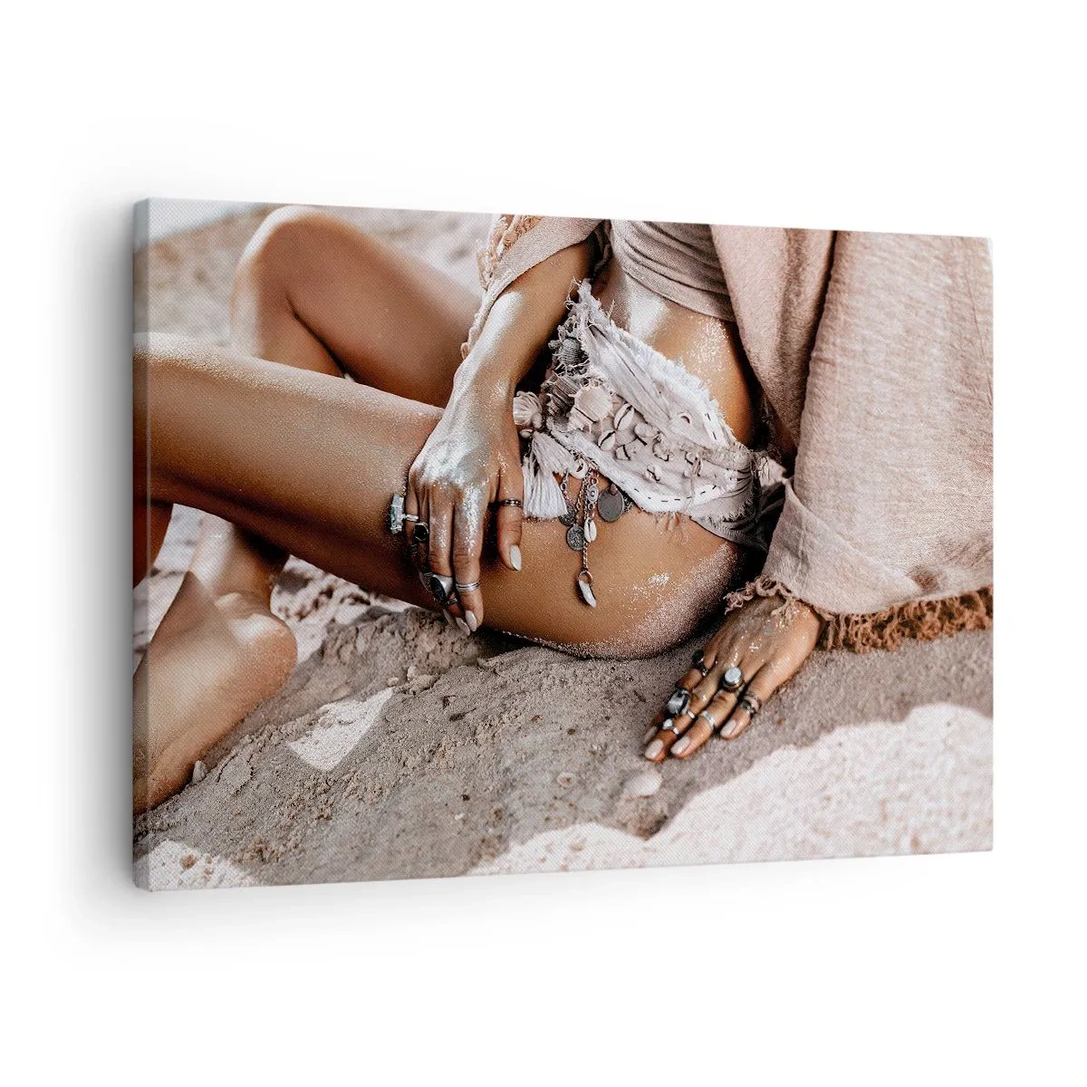 Quadro em tela - Mulher boho na praia com joias - 70x50cm - Expulsa pelas ondas? - Decoração de parede moderna para a sala de estar e quarto ARTTOR