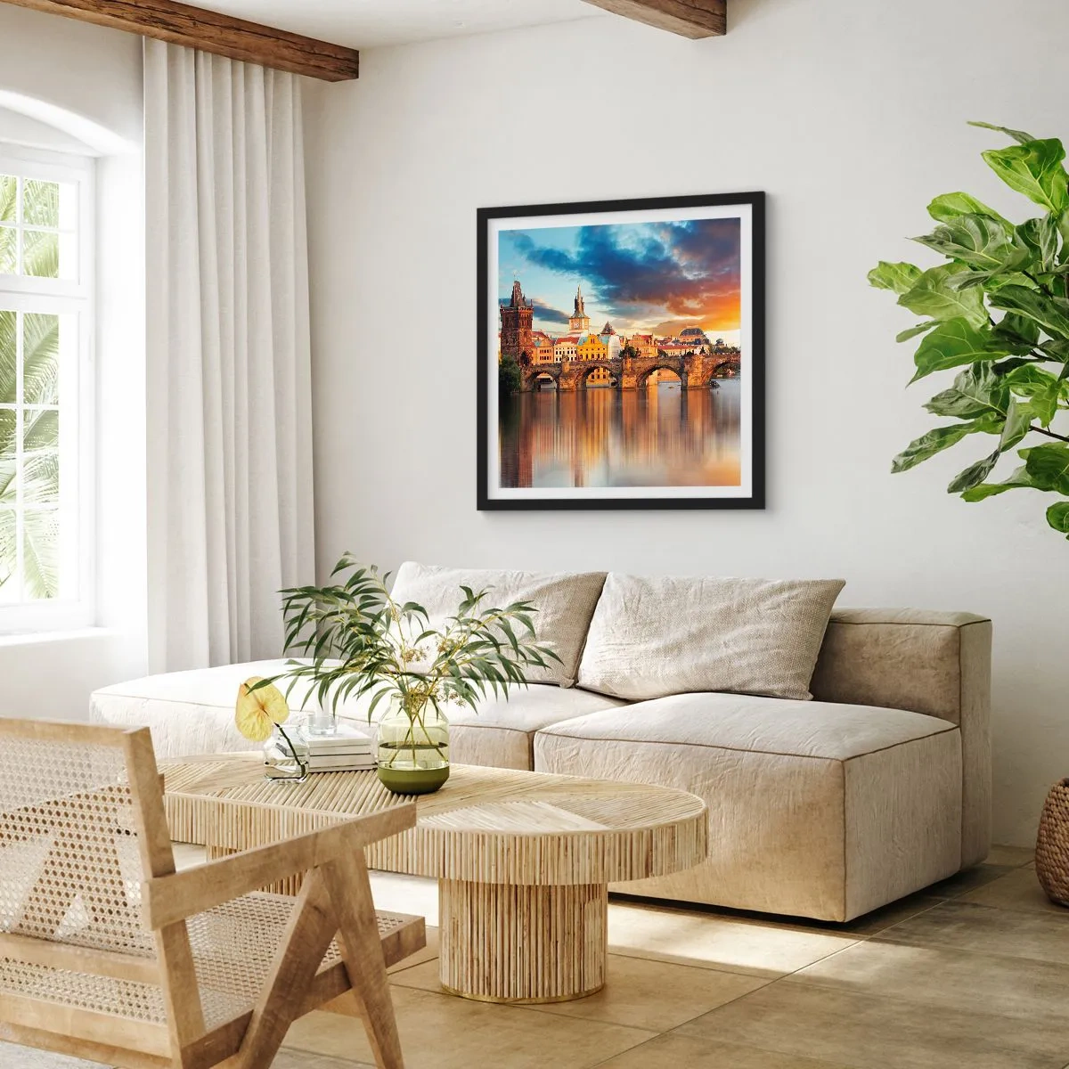 Pôster com moldura preta - Linda há séculos - 60x60 cm