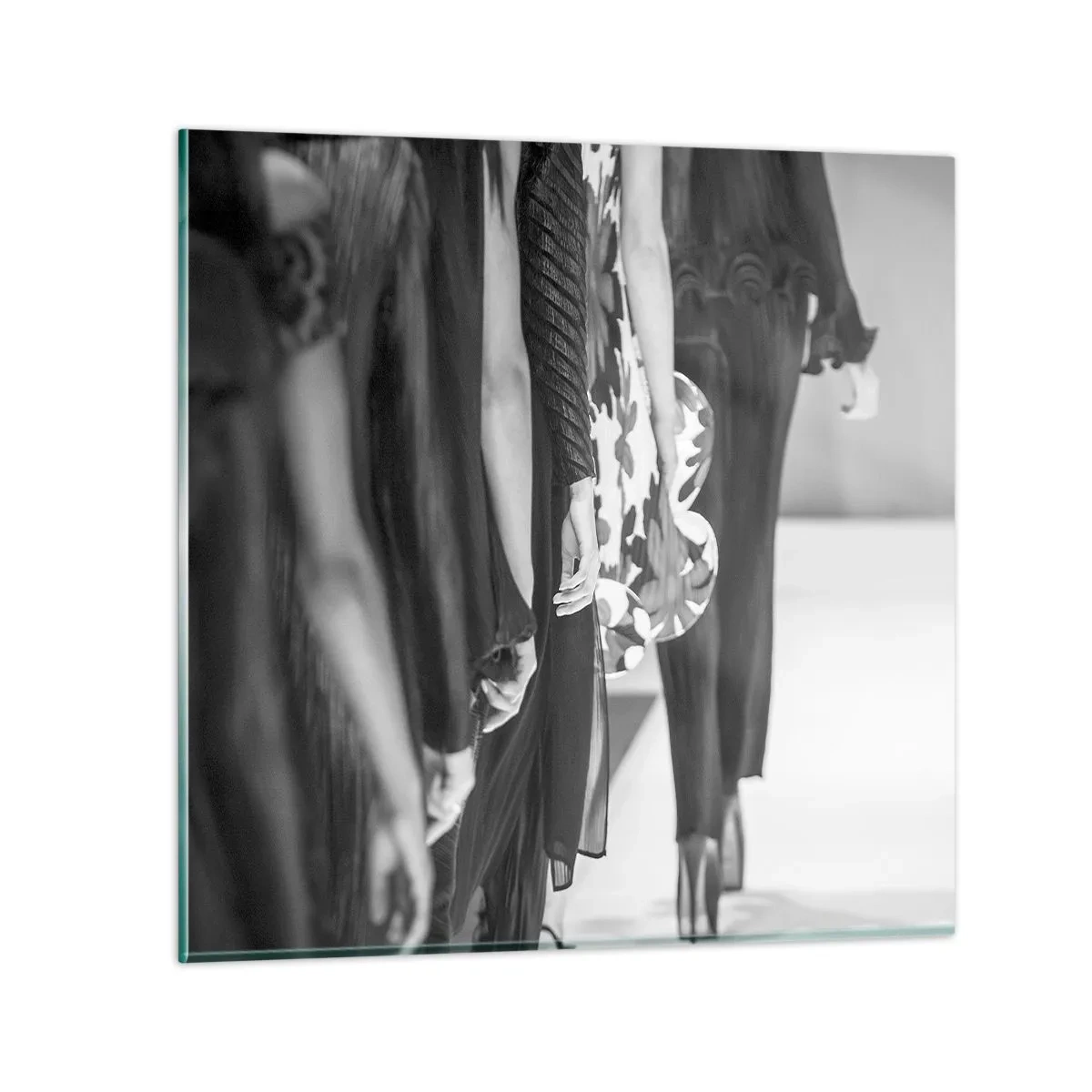 Quadro em vidro - Um desfile estiloso - 40x40 cm