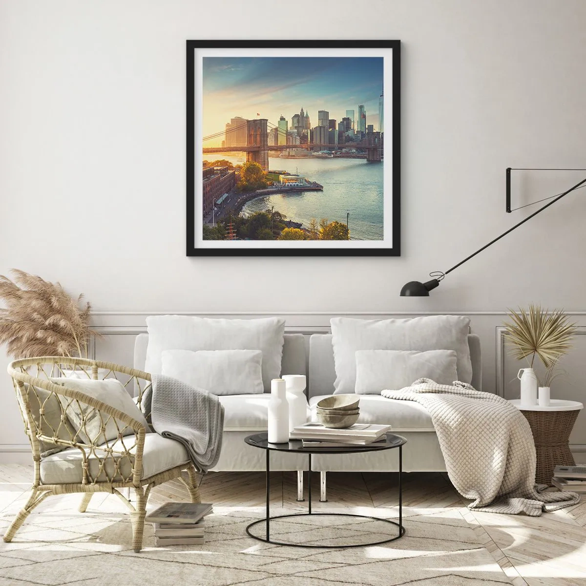 Pôster com moldura preta - O amanhecer da cidade grande - 50x50 cm