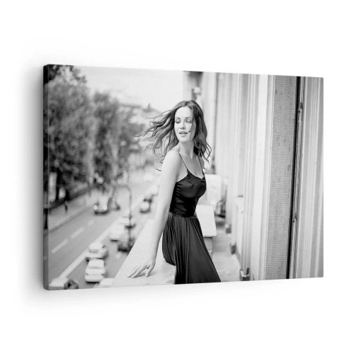 Quadro em tela - Foto em preto e branco de uma mulher na varanda - 70x50cm - Certamente uma parisiense - Decoração de parede moderna para a sala de estar e quarto ARTTOR