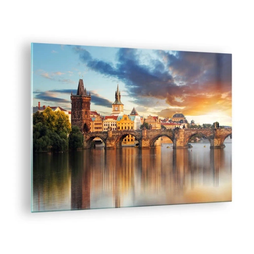 Quadro em vidro - Ponte Carlos ao pôr do sol com edifícios pitorescos ao fundo - 70x50cm - Linda há séculos - Decoração de parede moderna para a sala de estar e quarto ARTTOR