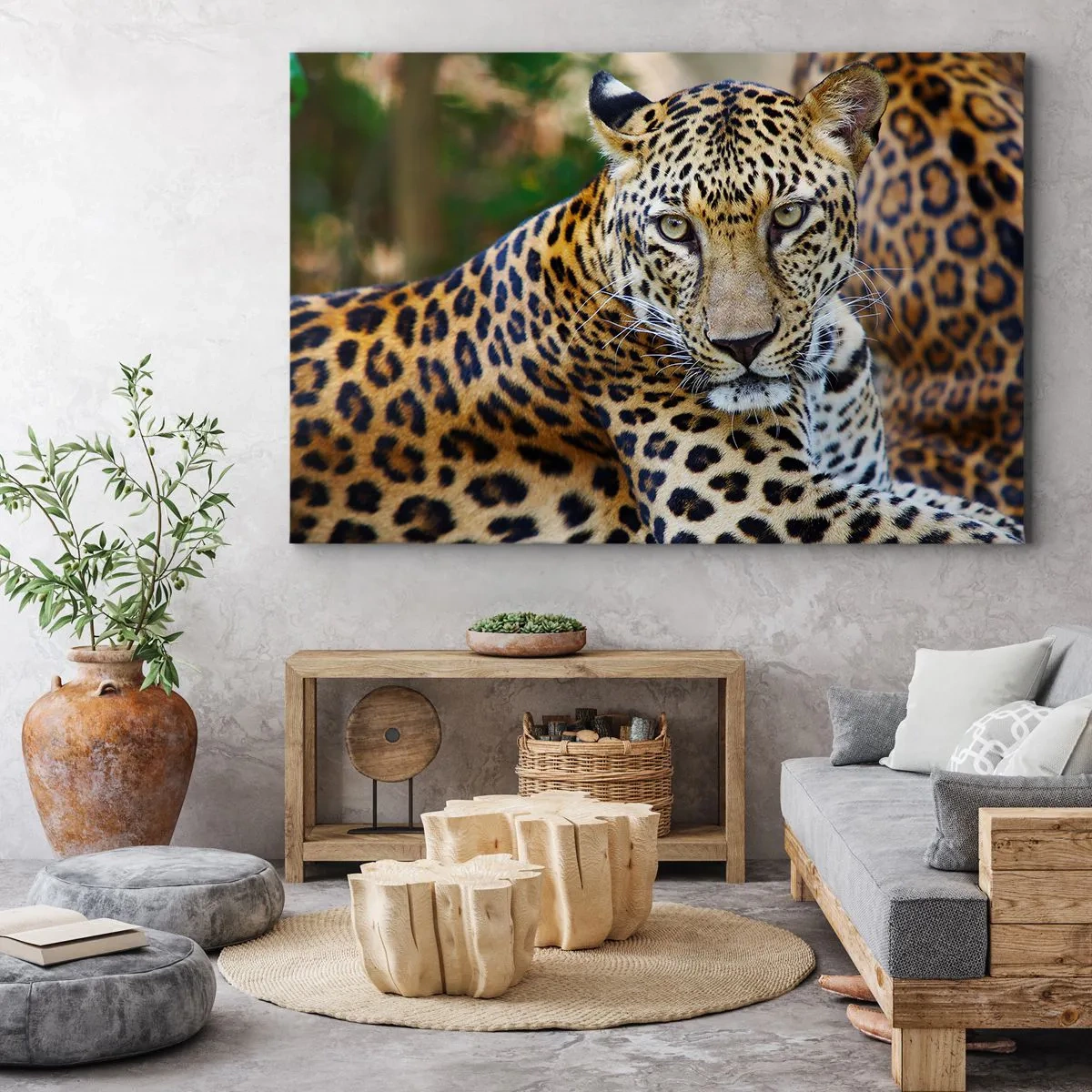 Quadro em tela - Onça descansando em um ambiente natural com fundo verde. - 70x50cm - Selvagem e tranquilo - Decoração de parede moderna para a sala de estar e quarto ARTTOR