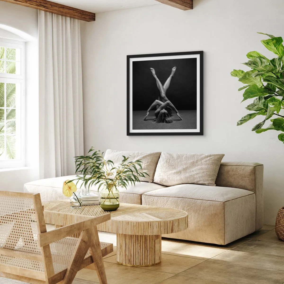 Pôster com moldura preta - Geometria da nudez - 60x60 cm