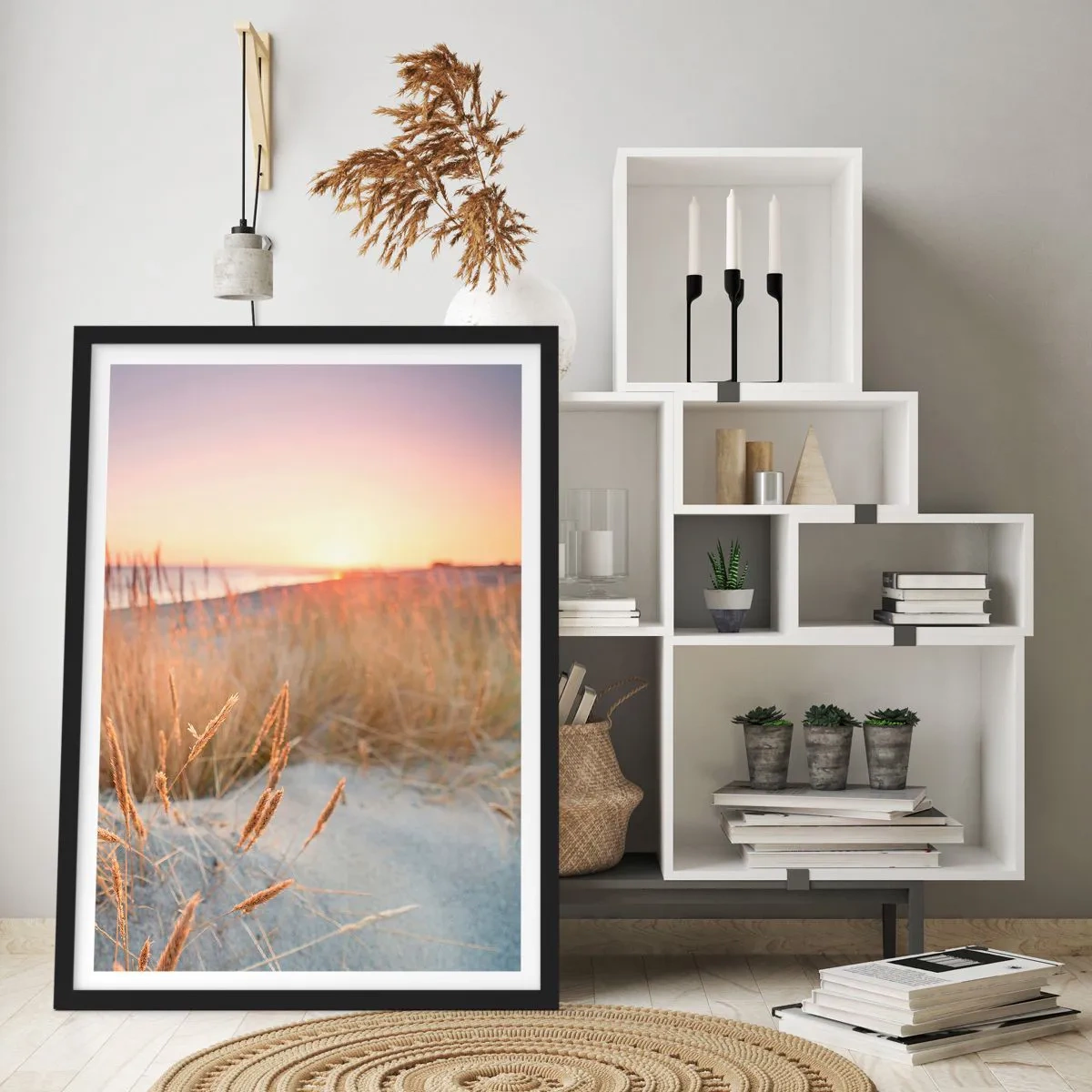 Pôster com moldura preta - As gramíneas nas dunas iluminadas pelo pôr do sol - 50x70cm - Uma canção de embalar do Báltico - Decoração de parede moderna para a sala de estar e quarto ARTTOR