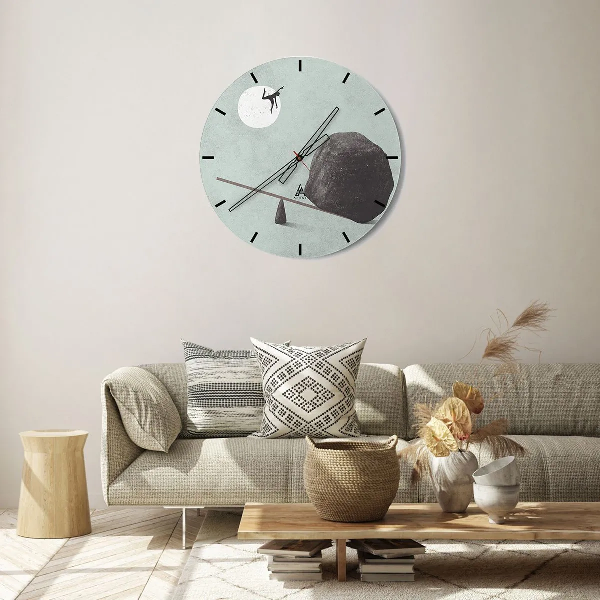 Relógio de parede - Relógio em vidro - Um personagem é catapultado de uma gangorra por uma rocha em direção à lua. - 30x30cm - Um sonho tornado realidade - Decoração de parede moderna para a sala de estar, cozinha e quarto ARTTOR