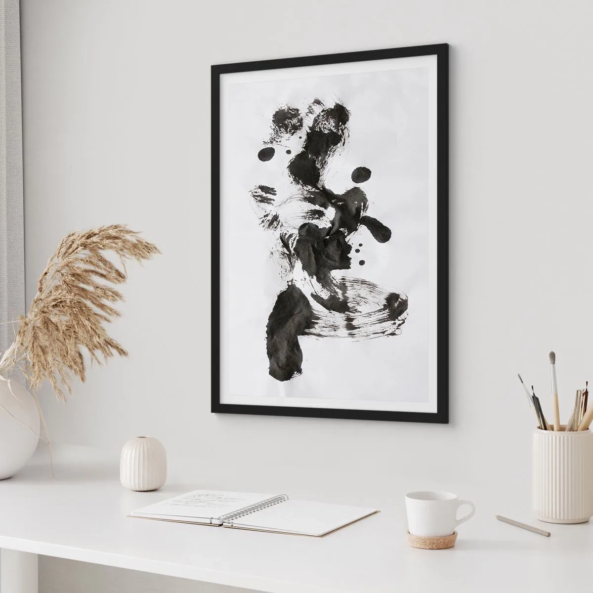 Pôster com moldura preta - Abstração em preto e branco no estilo expressionista - 50x70cm - Existe um método para a loucura? - Decoração de parede moderna para a sala de estar e quarto ARTTOR