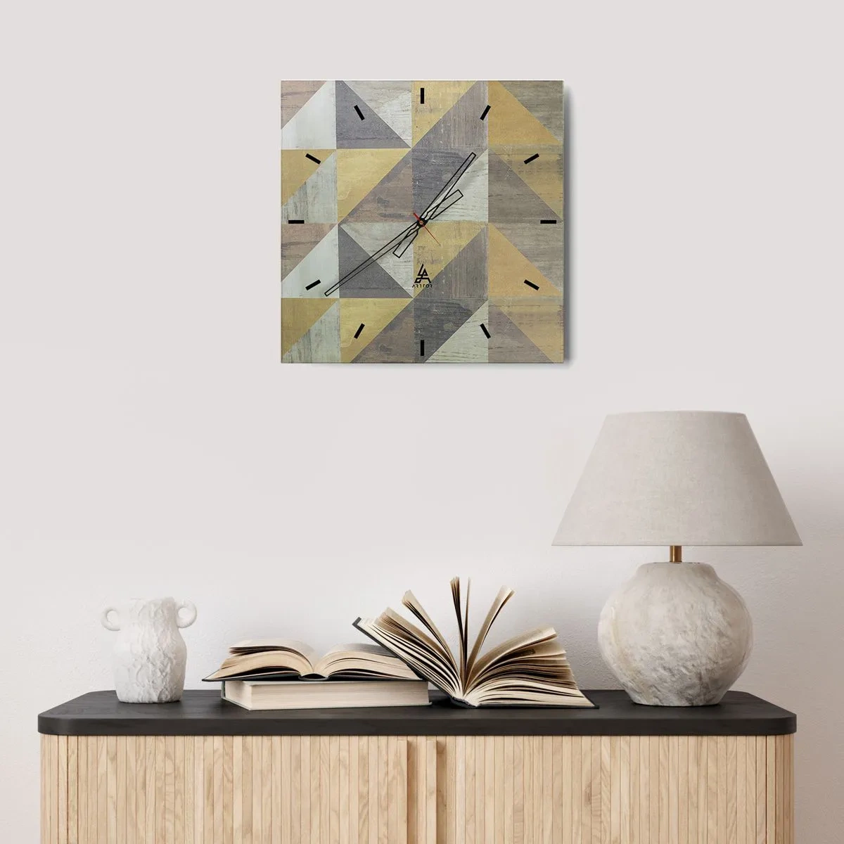 Relógio de parede - Relógio em vidro - Em ângulo com um triângulo - 30x30 cm