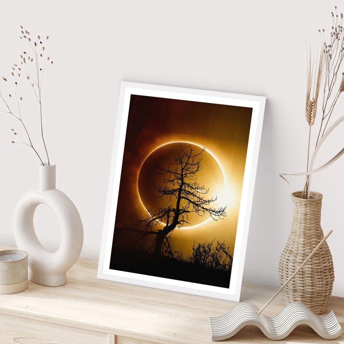 Pôster em moldura branca - Eclipse total - 70x100 cm