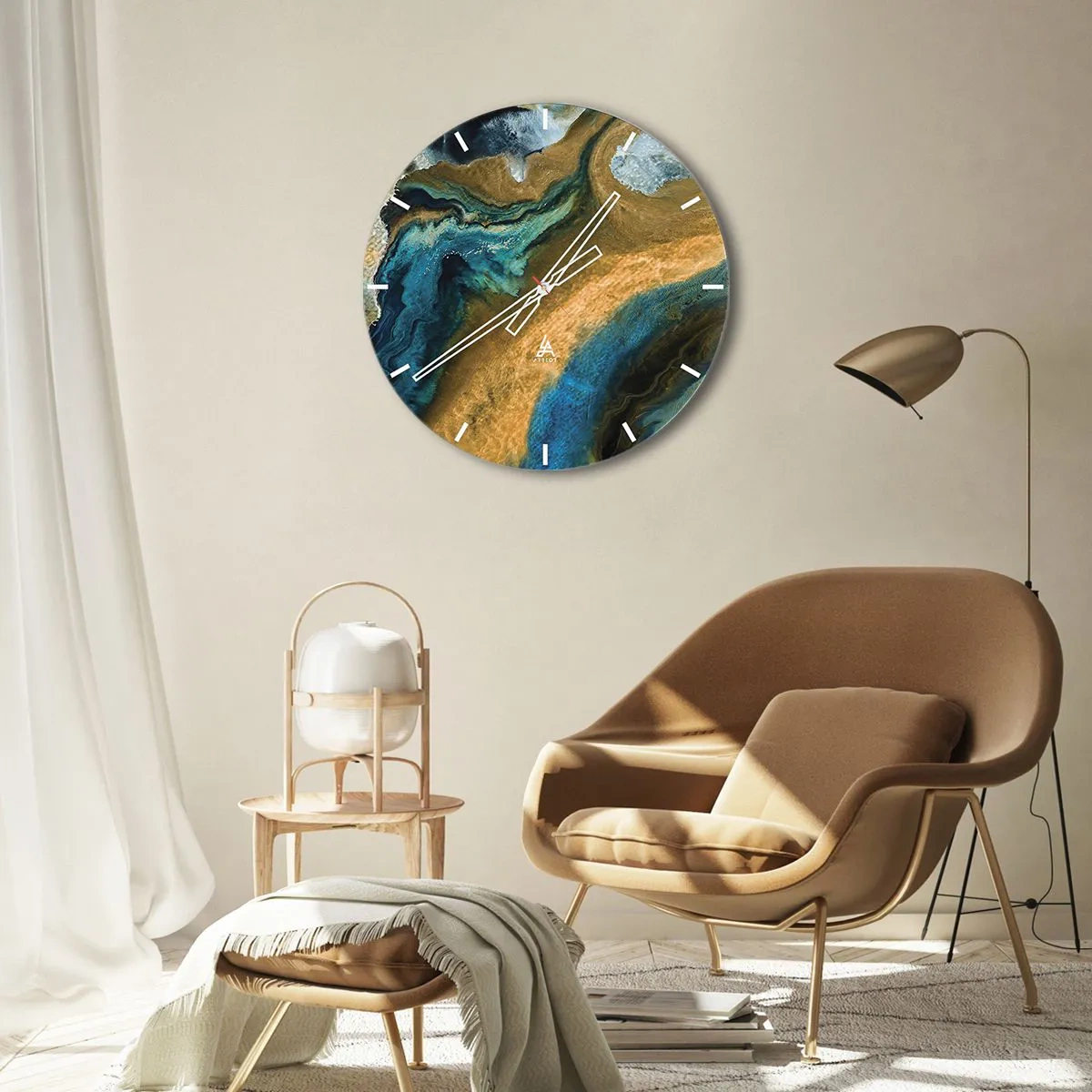 Relógio de parede - Relógio em vidro - Padrão abstrato em tons de azul e dourado - 30x30cm - Azul – amarelo – influências mútuas - Decoração de parede moderna para a sala de estar, cozinha e quarto ARTTOR