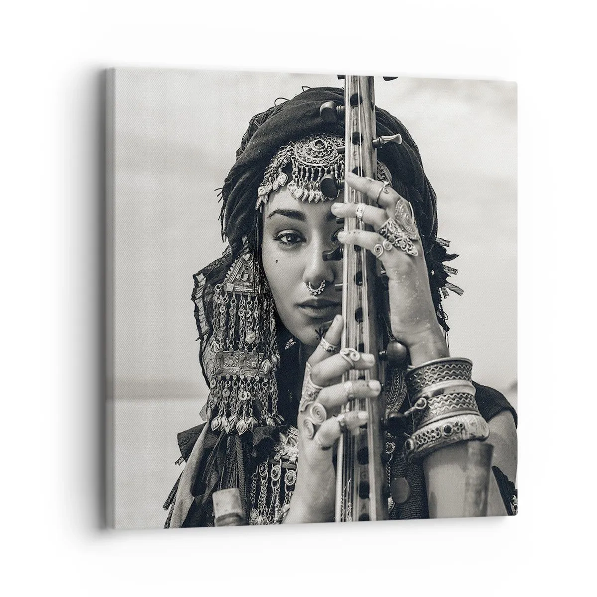 Quadro em tela - A própria música oriental - 30x30 cm