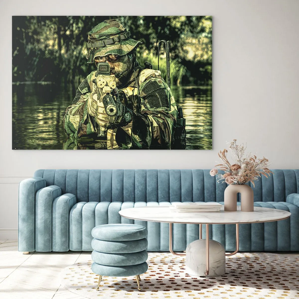 Quadro em vidro - Um soldado totalmente camuflado mira através de uma viseira em um ambiente aquático. - 70x50cm - O melhor dos melhores - Decoração de parede moderna para a sala de estar e quarto ARTTOR