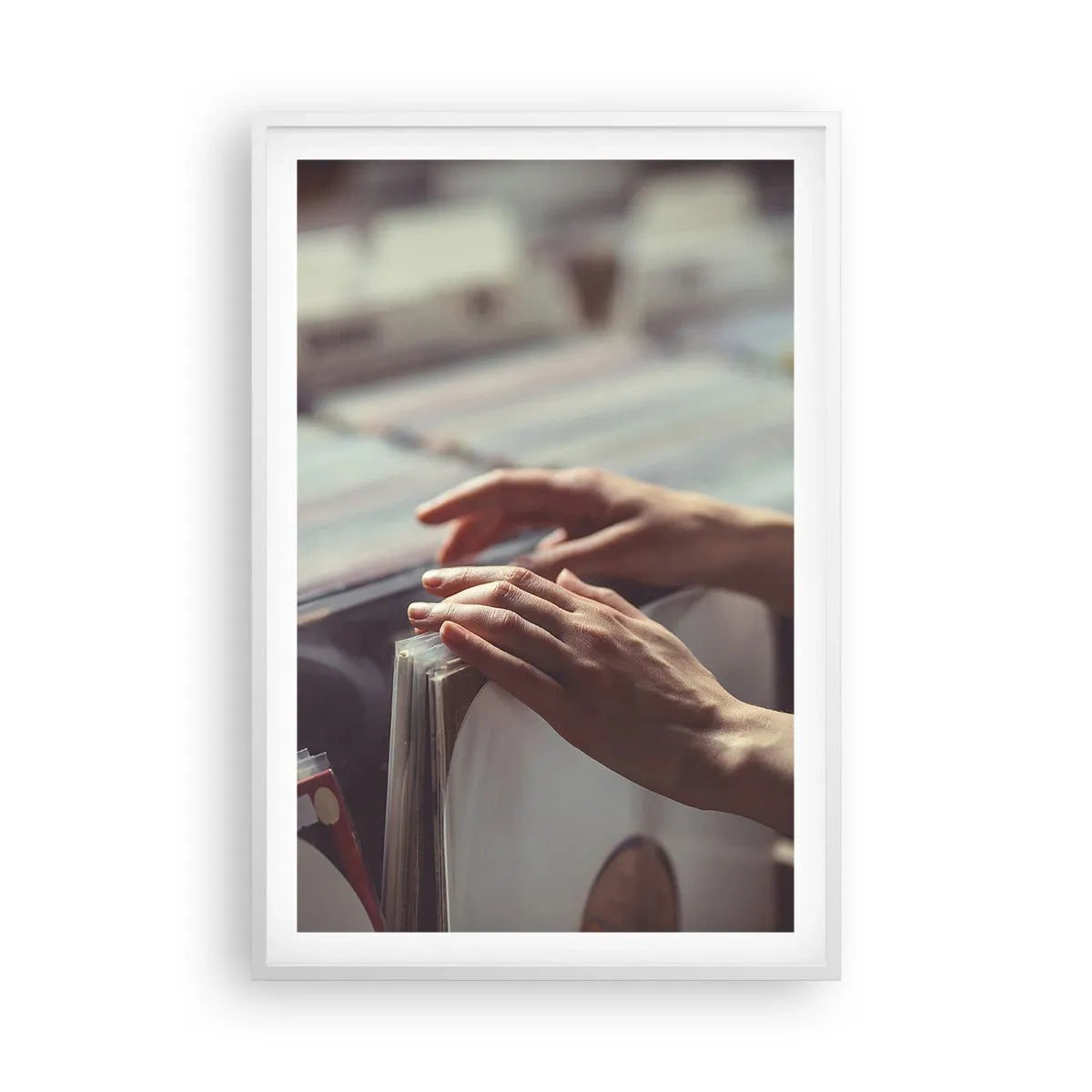 Pôster em moldura branca - Em busca de emoções - 61x91 cm