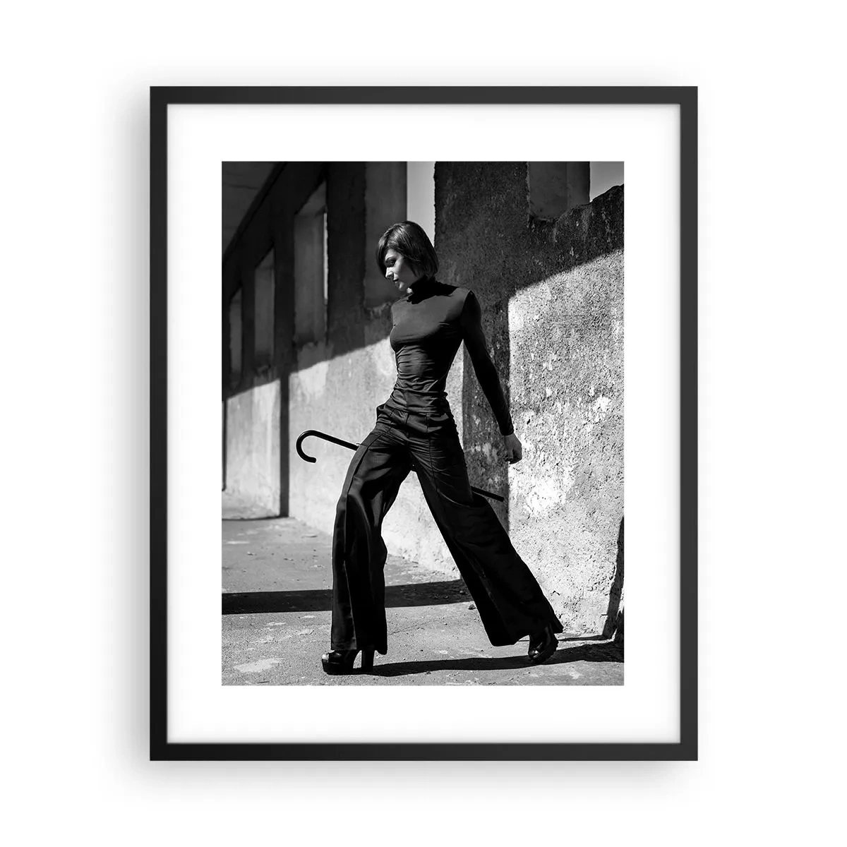 Pôster com moldura preta - Elegância urbana - 40x50 cm