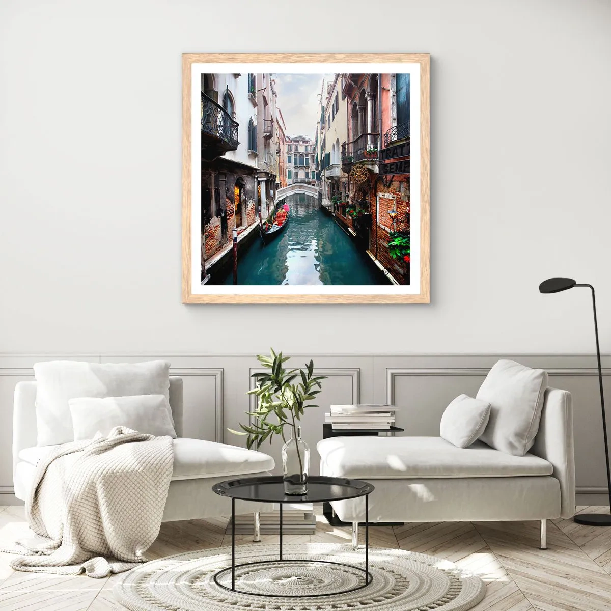 Pôster com moldura de carvalho claro - Paisagem veneziana com gôndola e ponte - 40x40 cm