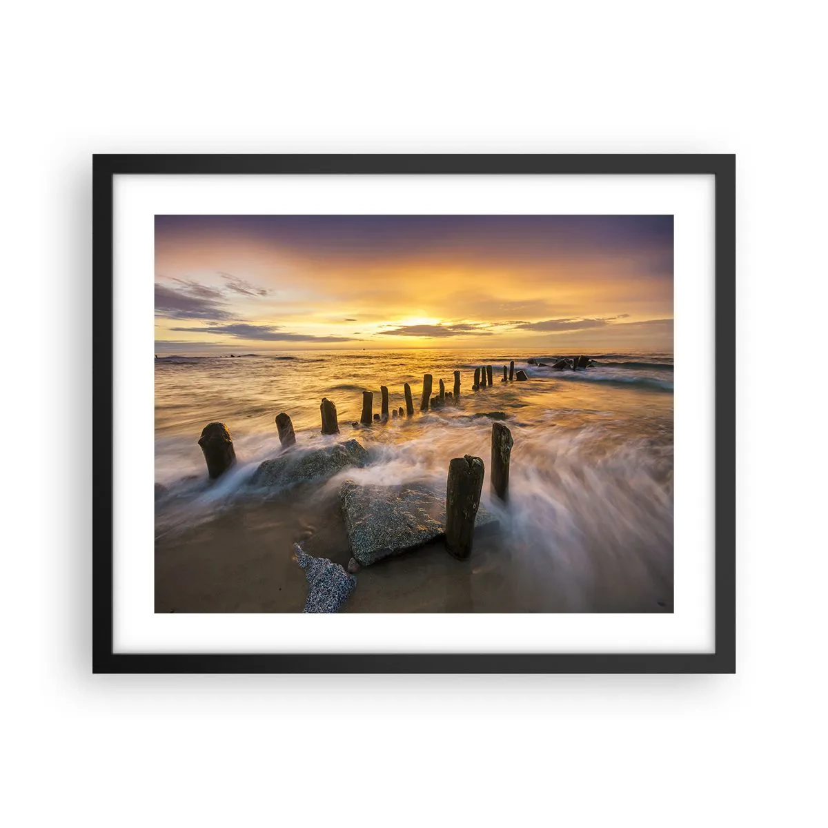Pôster com moldura preta - A beleza crua do Mar Báltico - 50x40 cm