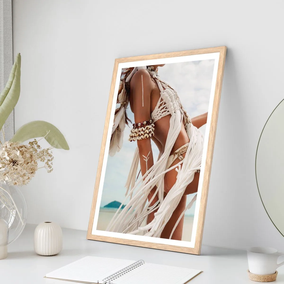 Pôster com moldura de carvalho claro - Sacerdotisa do Sol - 50x70 cm