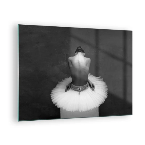 Quadro em vidro - Uma bailarina sentada com uma saia de tule contra uma sombra - 70x50cm - Está a florescer - Decoração de parede moderna para a sala de estar e quarto ARTTOR