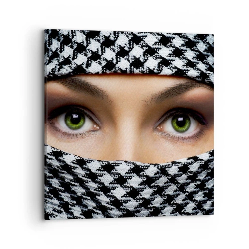 Quadro em tela - Retrato de uma beleza velada de olhos verdes - 70x70 cm