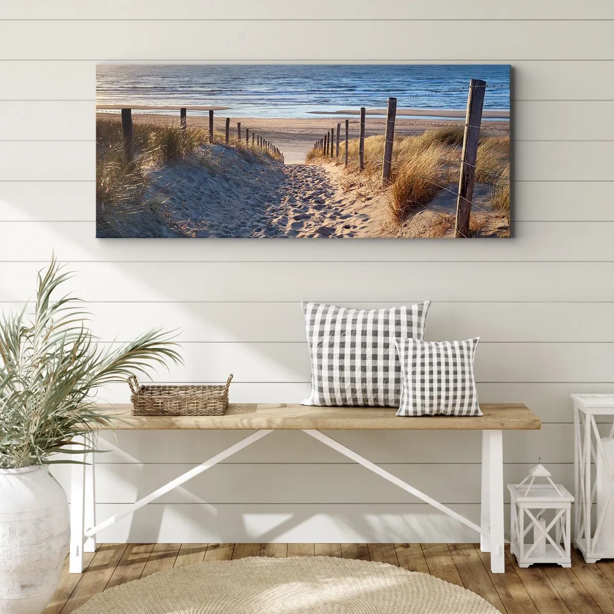 Quadro em tela - O som do mar, o canto dos pássaros, a praia selvagem entre a relva... - 120x50 cm