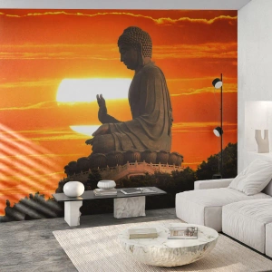 Papel de Parede Standard Eco - Uma estátua de Buda tendo como pano de fundo um pôr do sol laranja - 100x70cm - Sem medo do mundo - Decoração de parede moderna para a sala de estar e quarto ARTTOR